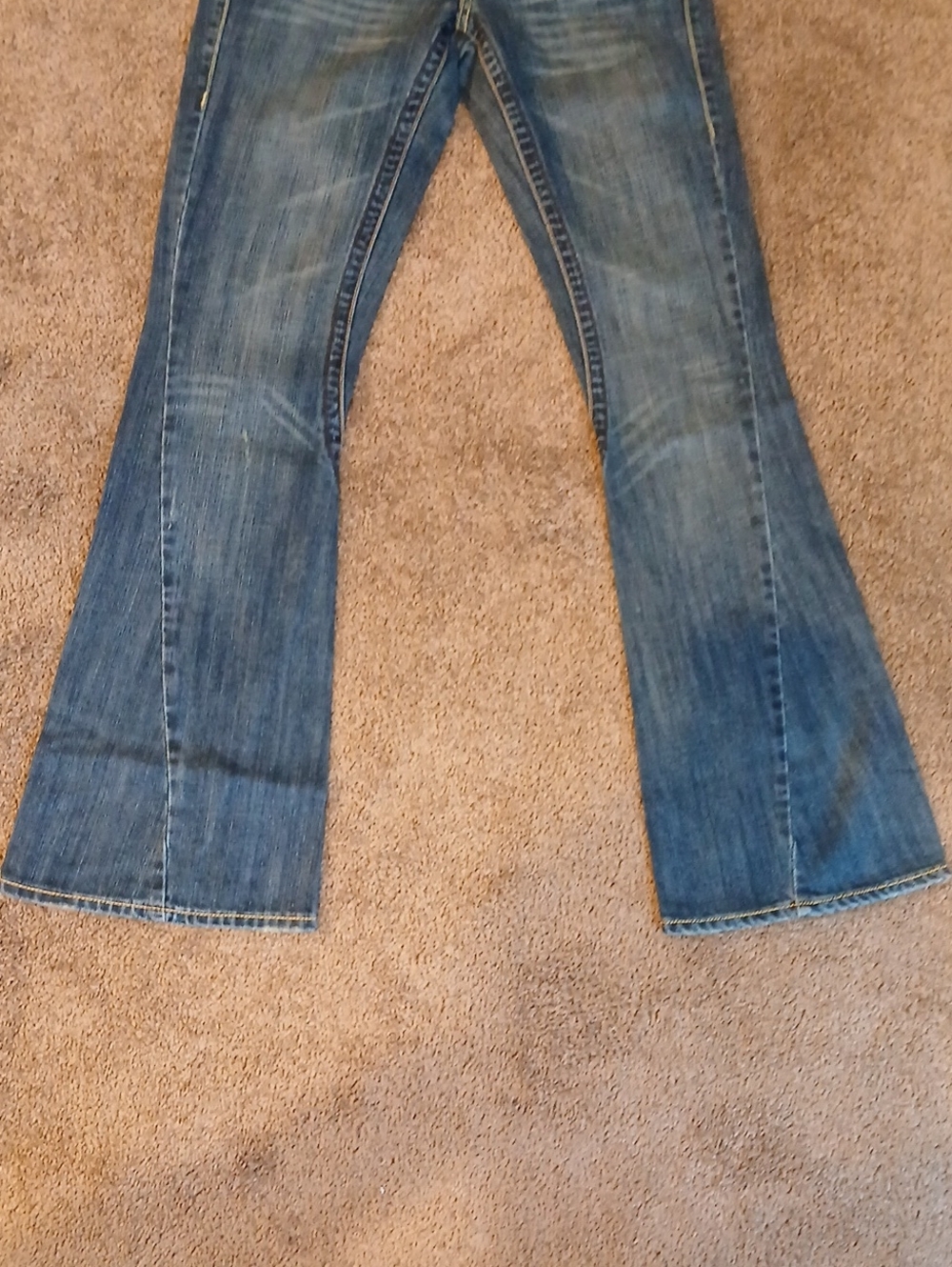 True Religion Ladie's Joey Big T "Dusty Road" Flare Leg Jeans Size:6 - Picture 6 of 16